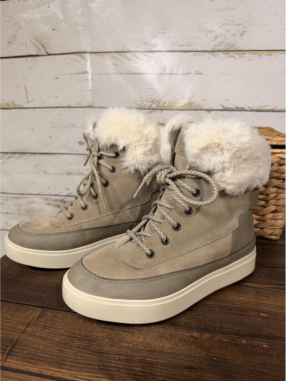 Koolaburra by UGG Ryanna Waterproof Winter Boots Women's Size 6